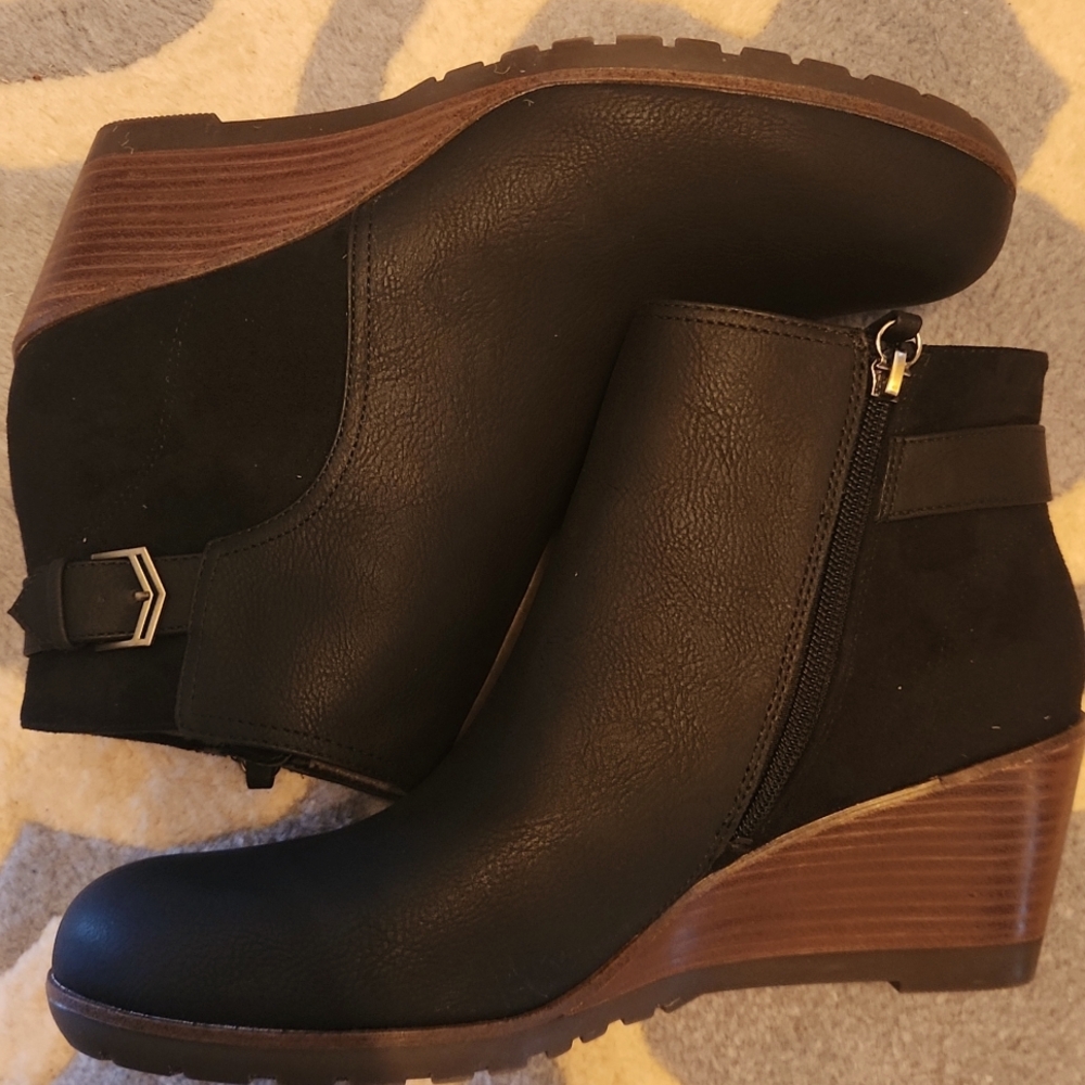 NWT Dr Scholls Noelle Black Ankle Boots size 11 - Picture 2 of 6